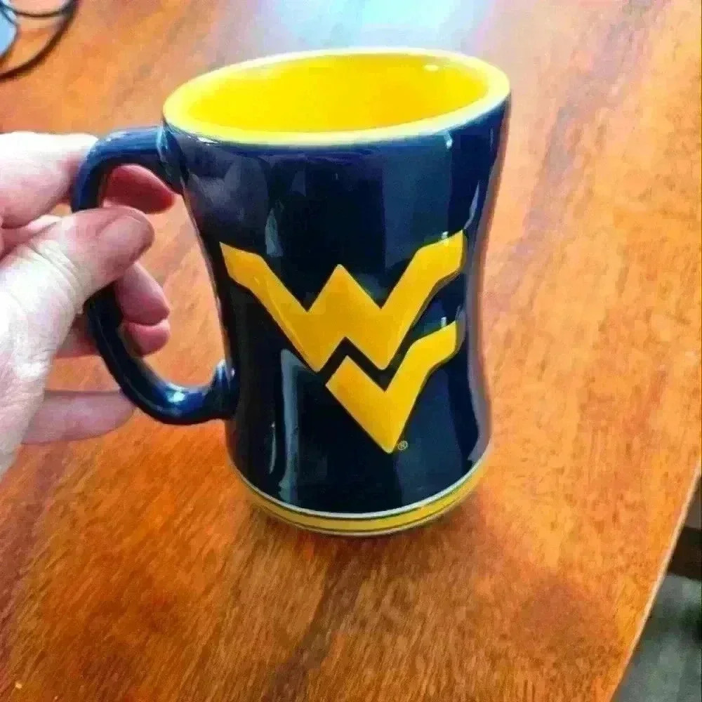 Boelter Brands West Virginia collegiate mug. Navy Blue & yellow